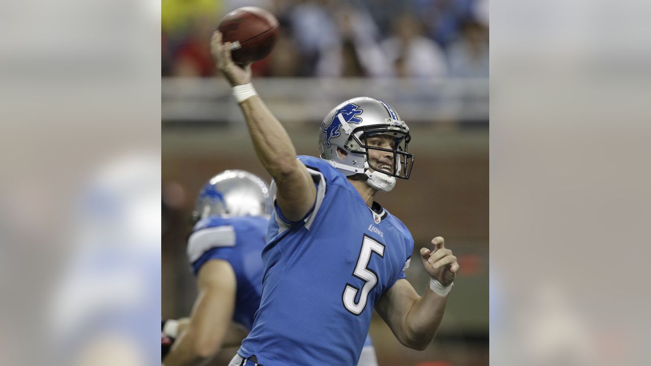 Detroit Lions cornerback Paul Pratt points at the line of scrimmage, in the  third quarter of a preseason NFL football game with the Buffalo Bills,  Thursday, Sept. 2, 2010, in Detroit. The