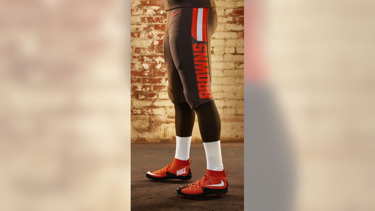 The Graphic God on X: Should the #Browns bring back their alternate orange  uniforms in 2023? - #DawgPound #NFL #NFLTwitter  / X