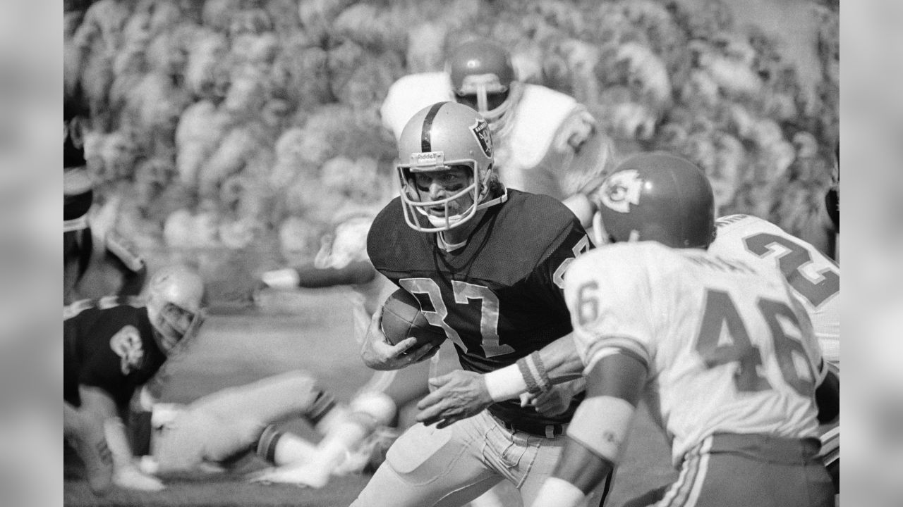 Dave Casper Photo Galleries  Oakland raiders football, Raiders football,  Raiders players