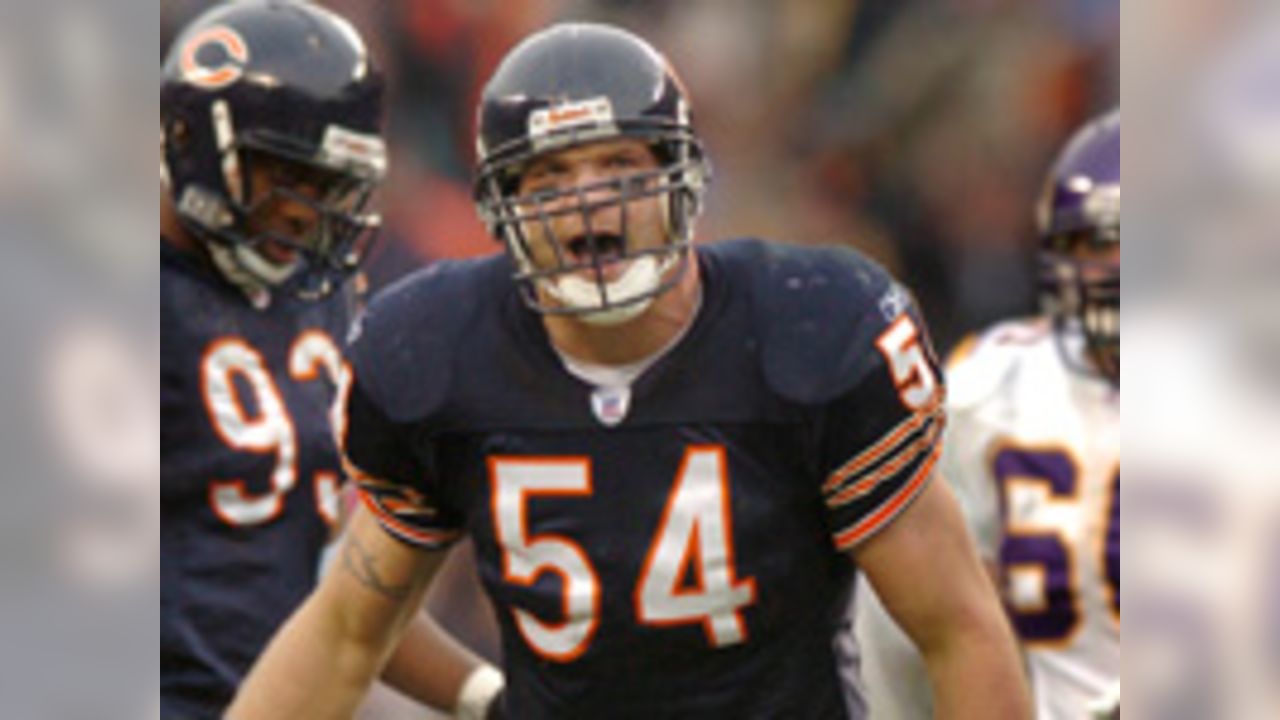 Chicago Bears linebacker Brian Urlacher (54) and quarterback Jay