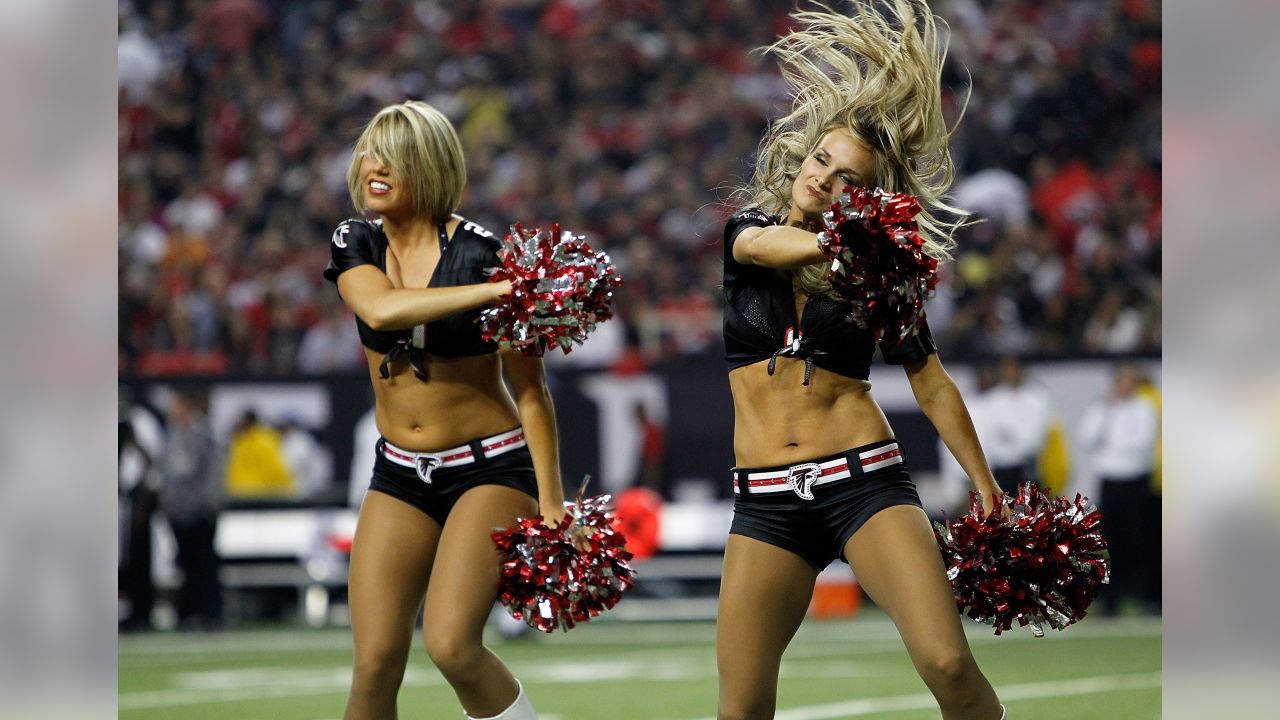 NFL cheerleaders: Week 10