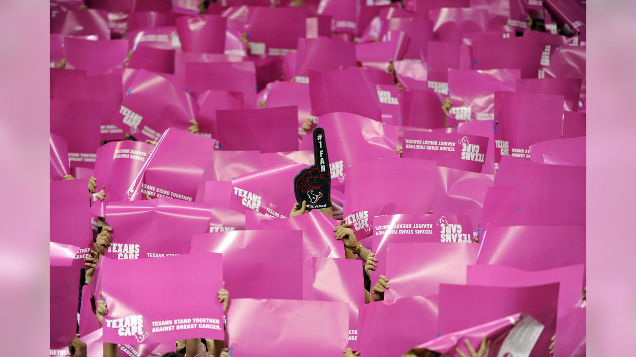 Titans Supporting Breast Cancer Awareness Sunday vs. Texans