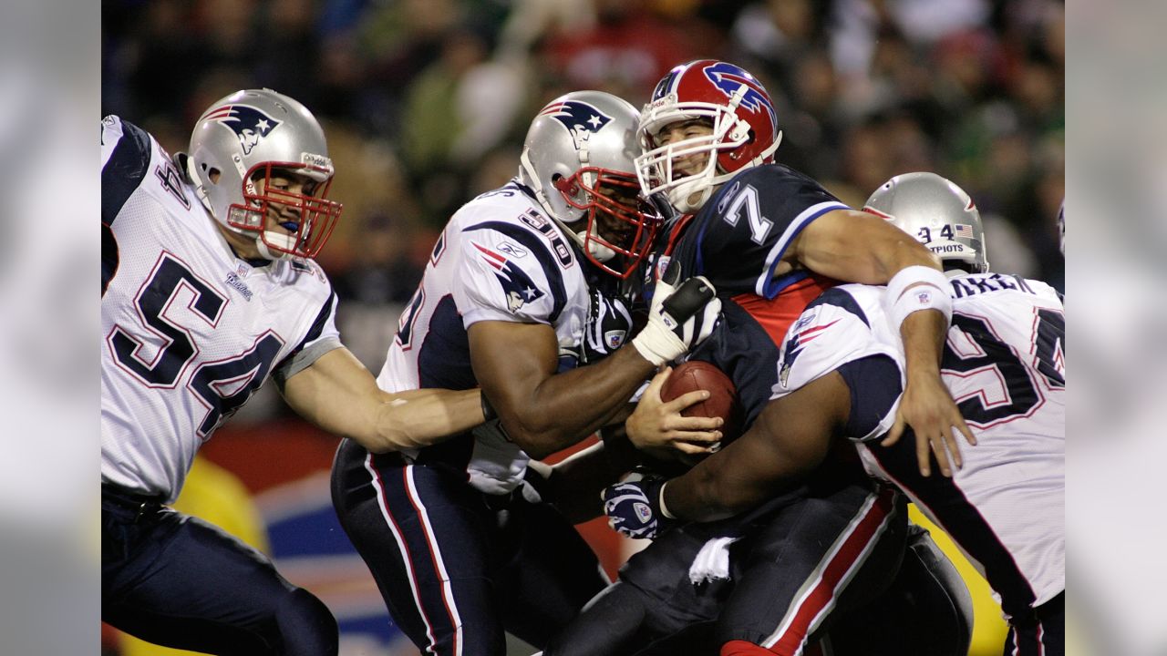 18 November 2007: Buffalo Bills wide receiver Roscoe Parrish (11)  celebrates his 47-yard touchdown reception with wide receiver Lee Evans  (83) during the first quarter against the New England Patriots at Ralph