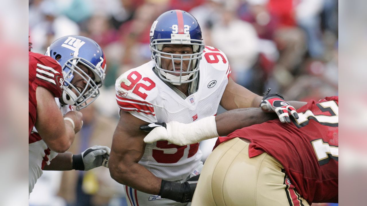 Michael Strahan does not understand why it took the Giants so long to  retire his #92