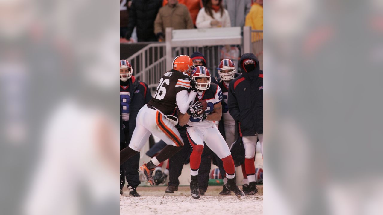 Photos: In Focus - Bills at Browns in 2007