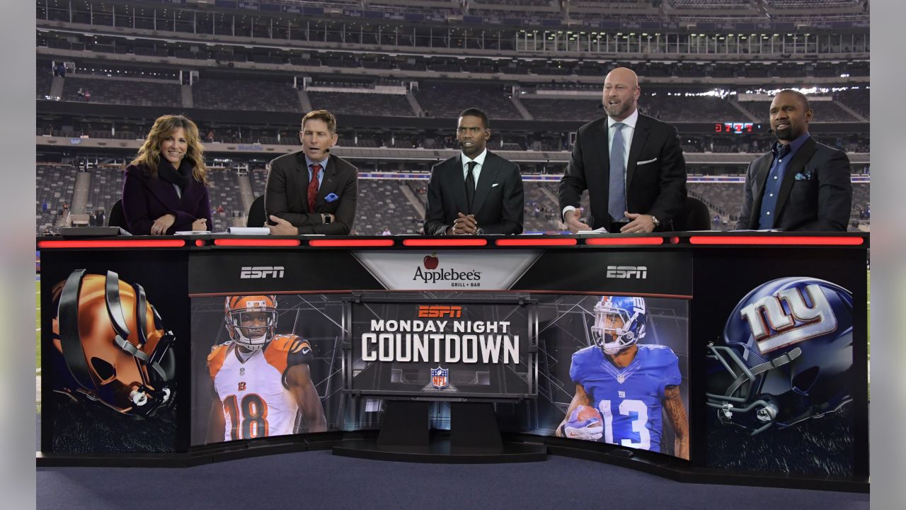 Larry Fitzgerald takes role on ESPN's 'Monday Night Countdown'