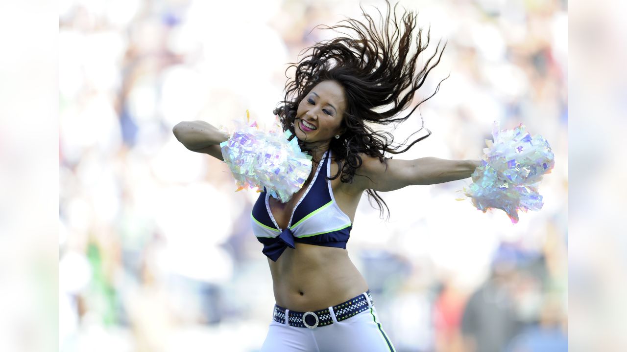 2012 NFL Cheerleaders: Best of Week 4