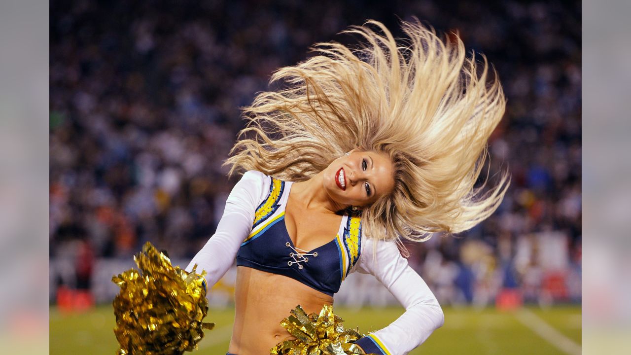 NFL cheerleaders 2010