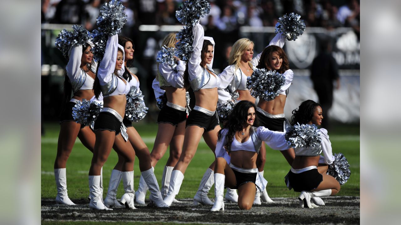 Rankings: Hottest NFL Cheerleaders by Team (2008-9) - Hogs Haven