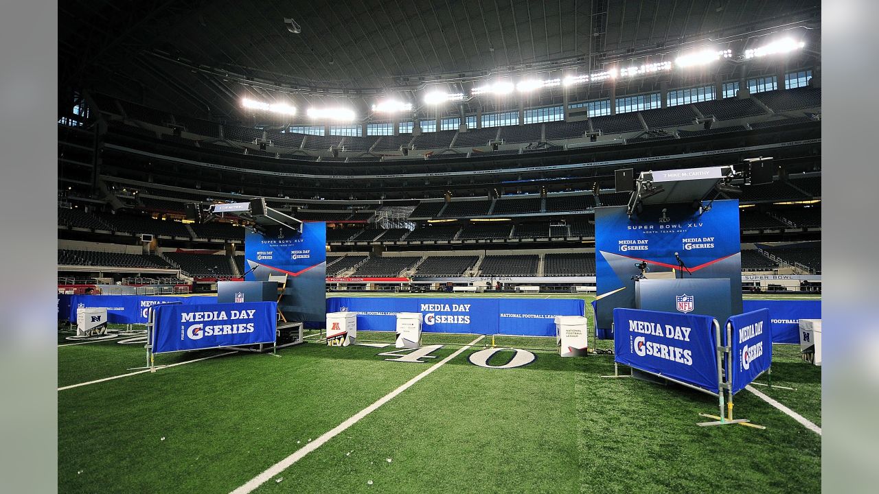 Super Bowl XLV Media Day