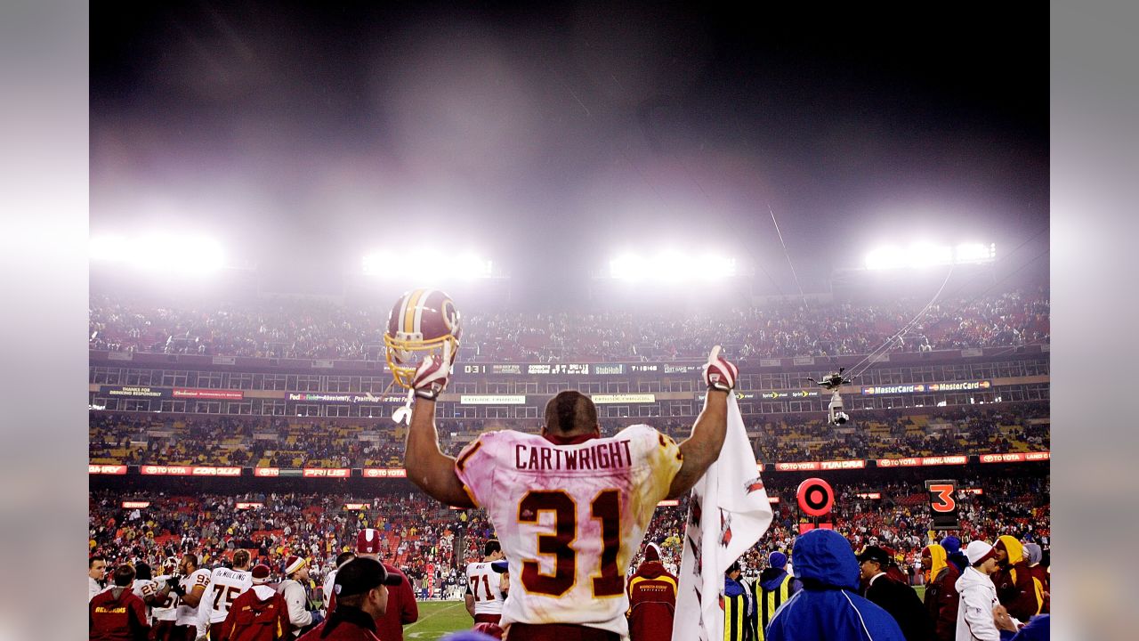 3,717 Washington Redskins Fans Stock Photos, High-Res Pictures, and Images  - Getty Images