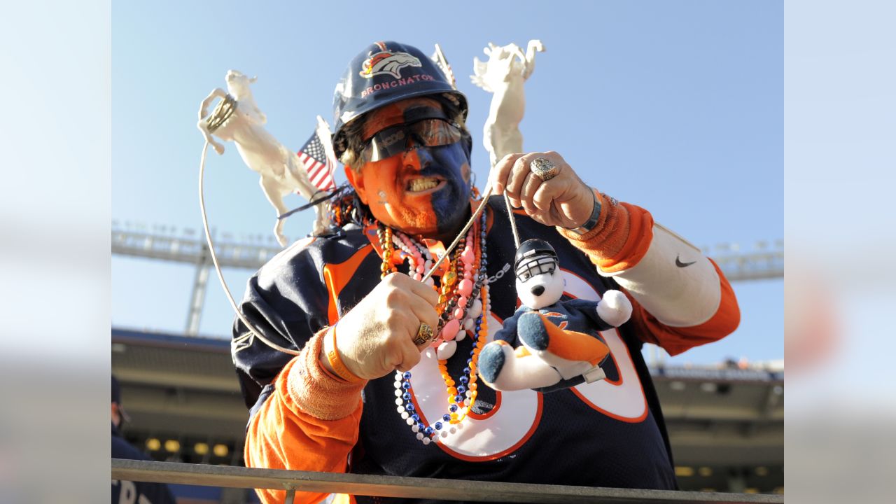 Best dressed NFL fans