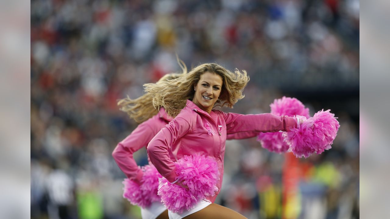 Photos: NFL cheerleaders wear pink for Breast Cancer Awareness Mo