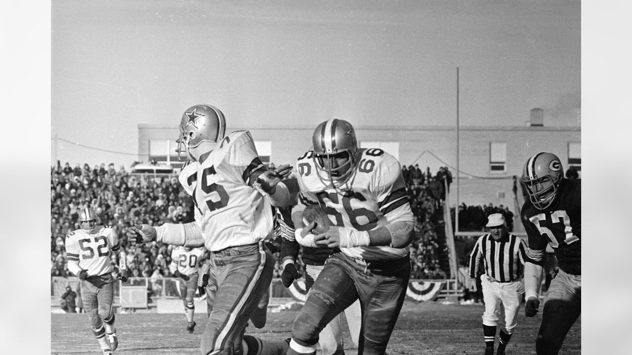 Ice Bowl photos capture rarely-seen images from Packers-Cowboys clash