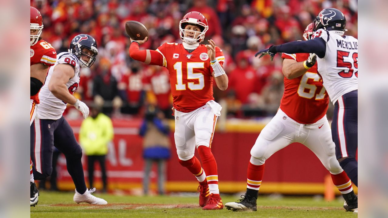 Patrick Mahomes passes Mike Trout for the richest contract in