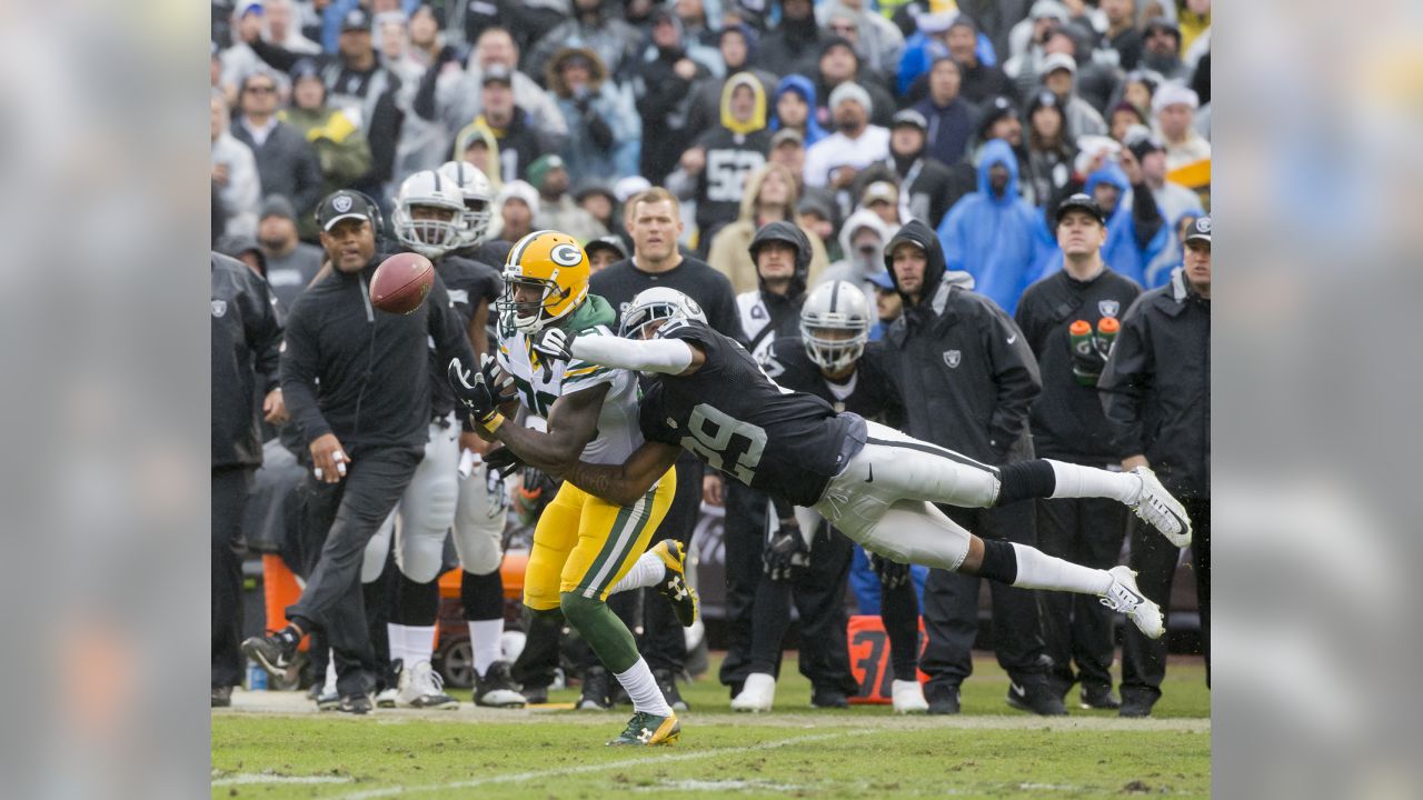 Raiders vs Packers live score & H2H