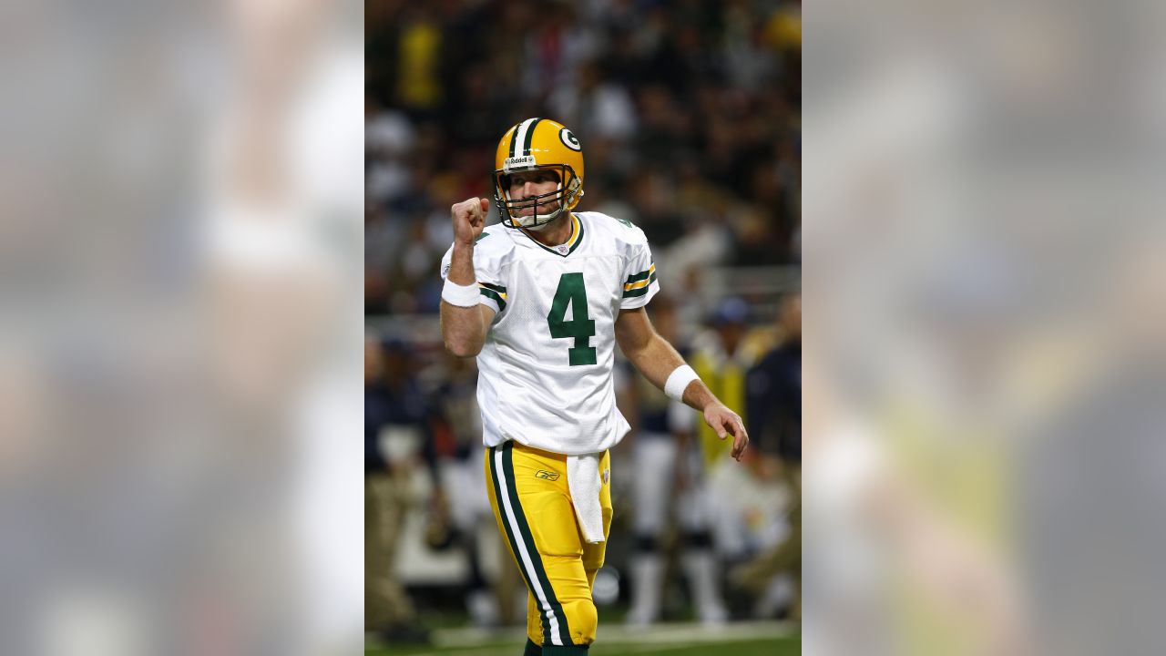 Green Bay Packers quarterback Brett Favre, seen in this December 16, 2007  file photo, is seen on the sideline during the packers game against the St.  Louis Rams in St. Louis on