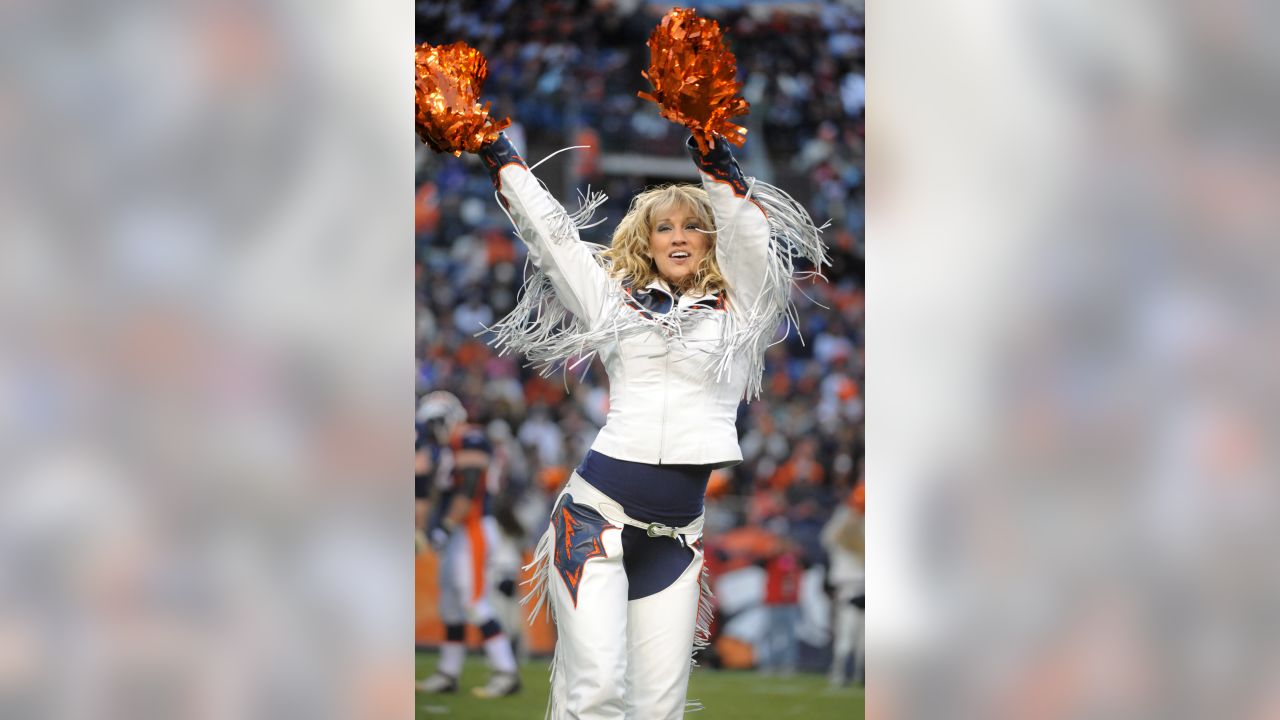 2008 NFL Cheerleaders : Week 3