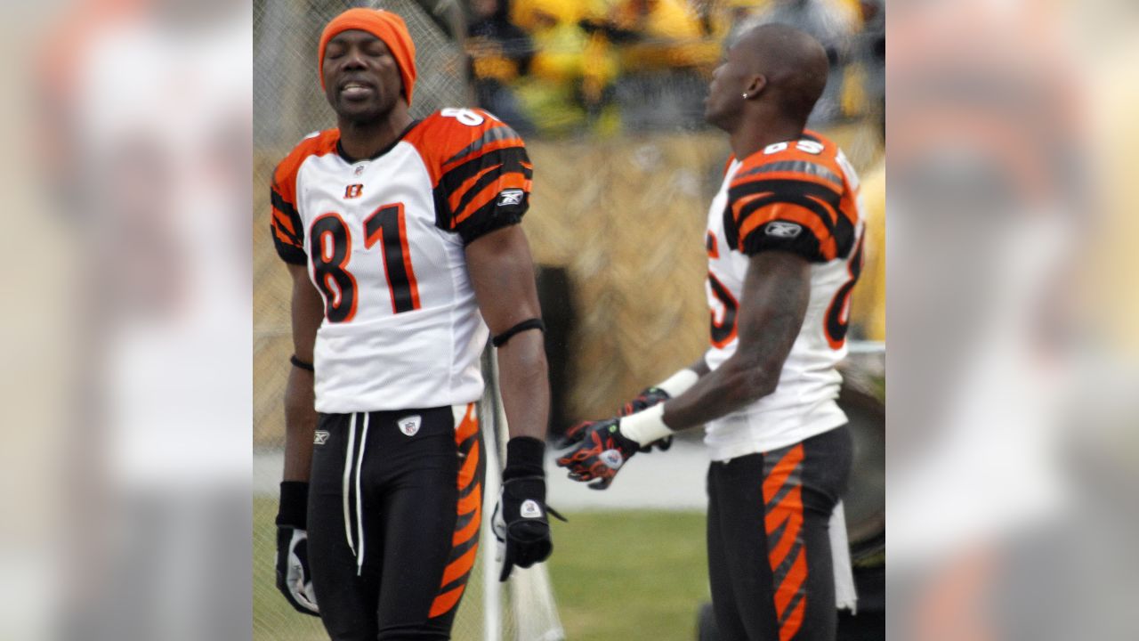 Cincinnati Bengals - Cincinnati Bengals linebacker Keith Rivers (55) looks  to tackle Pittsburgh Steelers running back Rashard Mendenhall (34) during  the first quarter of an NFL football game, Sunday, Dec. 12, 2010