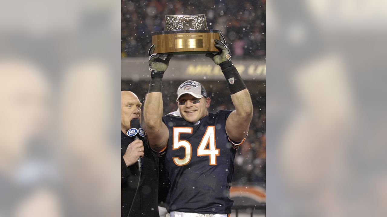 Brian Urlacher - 2006 NFC Championship / Trophy