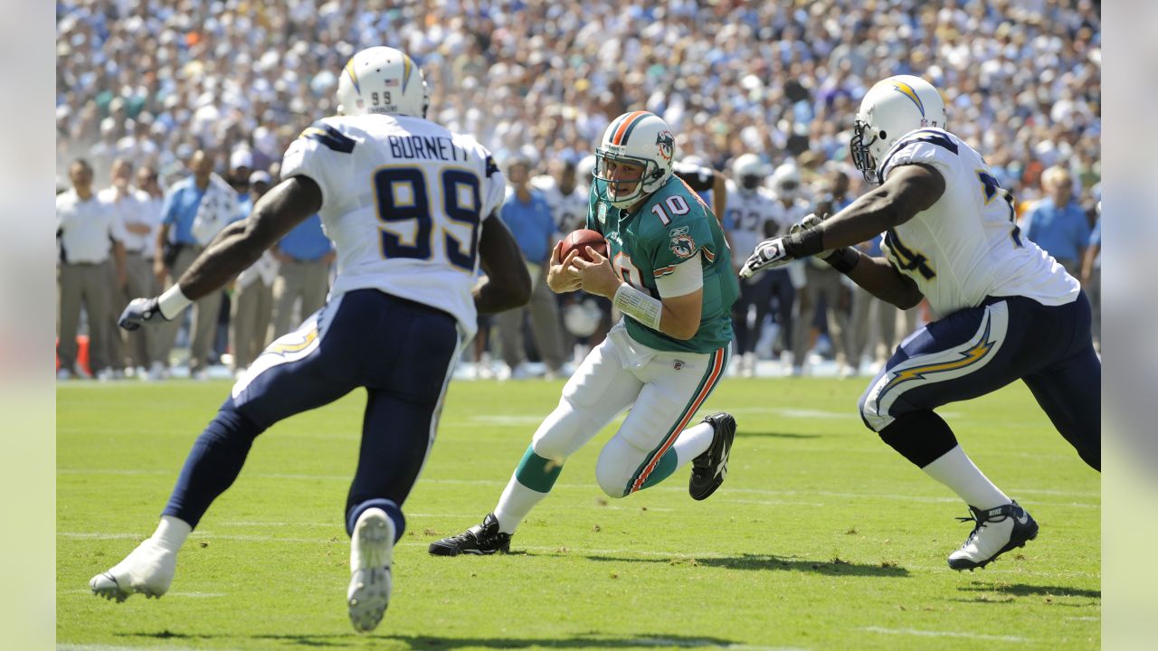 San Diego Chargers linebacker Kevin Burnett, right, runs for