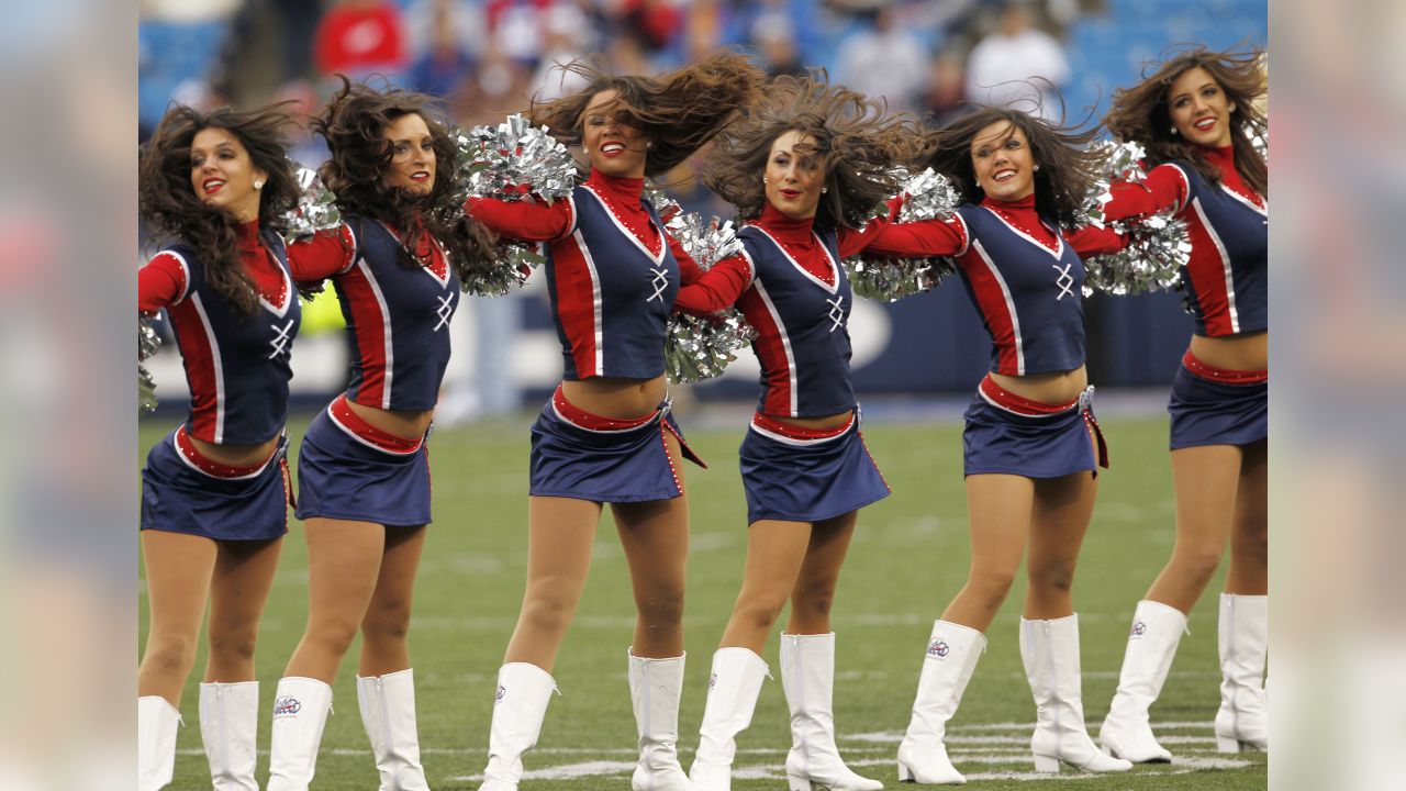 NFL cheerleaders 2010