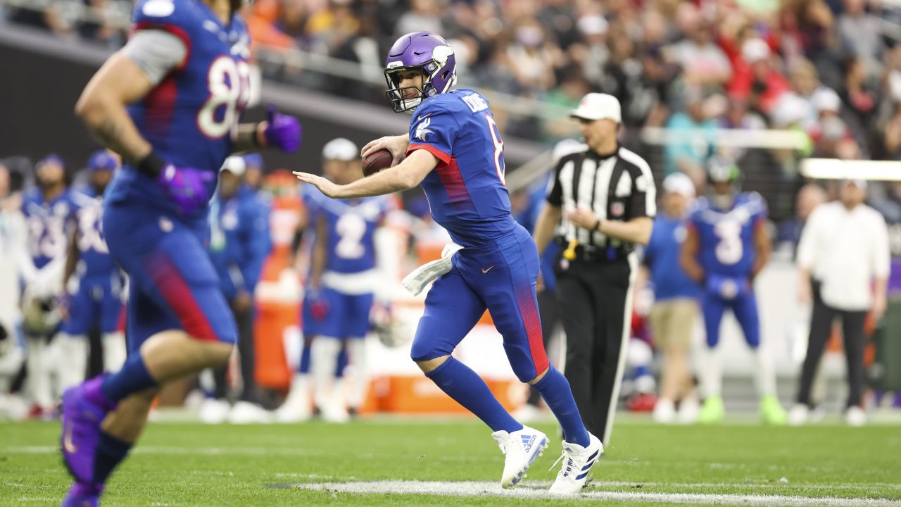 Las Vegas, Nevada, USA. 3rd Feb, 2022. Minnesota Vikings quarterback Kirk  Cousins (8) during the NFC