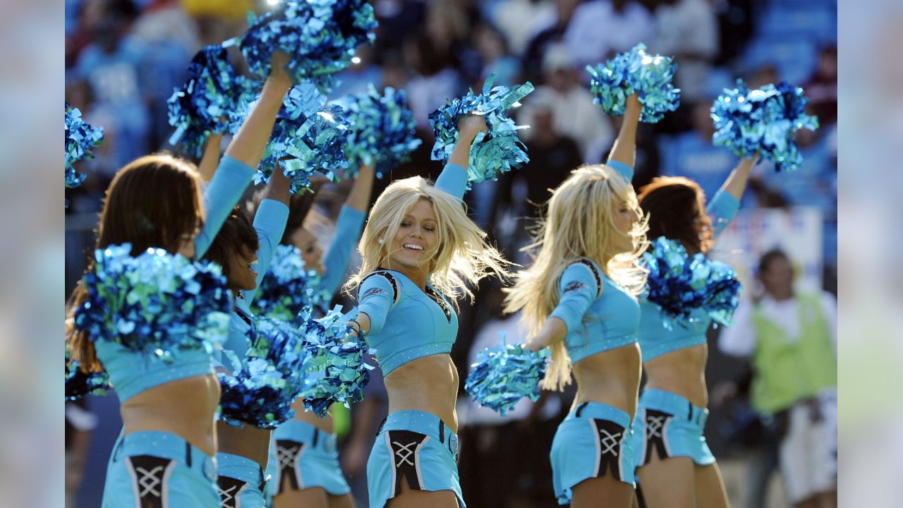 2011 NFL Cheerleaders: Week 7