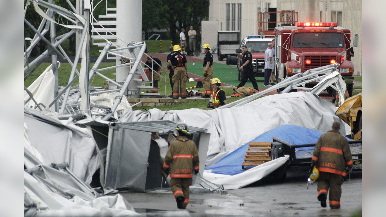 Dallas Cowboys: 10 years since practice facility collapsed