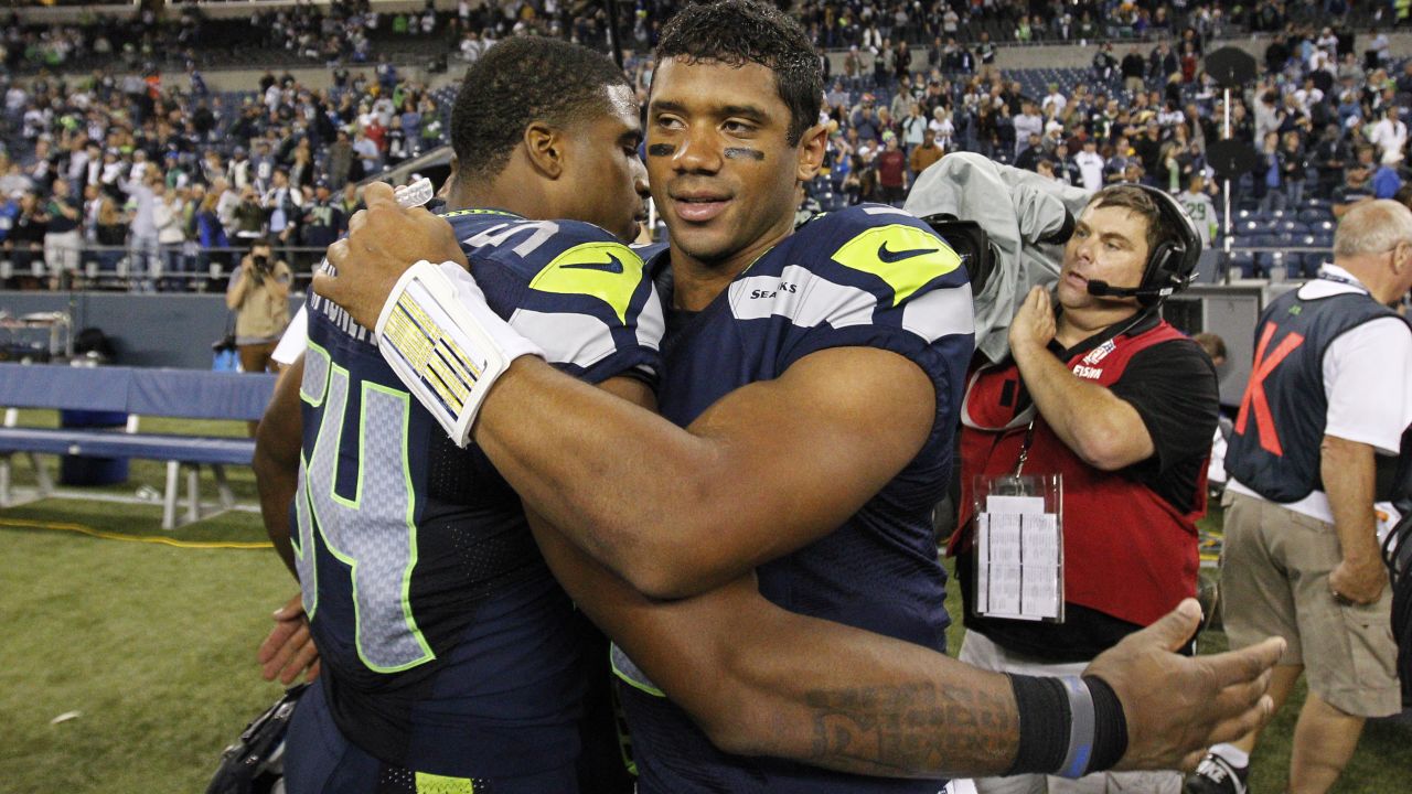 Seahawks-Chiefs: Bobby Wagner gets a game jersey from the NFL's best inside  linebacker - Arrowhead Pride