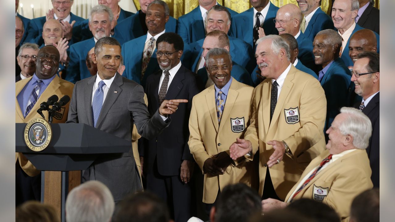 NFL: 1972 Super Bowl Champion Miami Dolphins-White House Visit