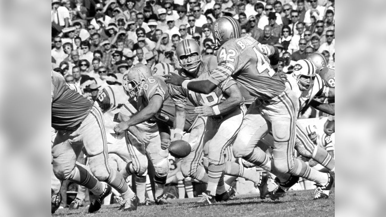 Houston Oilers quarterback, George Blanda, is seen in this posed action  shot from October 18, 1966, in Houston, Texas. (AP Photo Stock Photo - Alamy