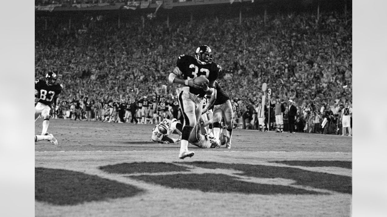 Remembering Pittsburgh Steelers Hall of Fame running back Franco Harris -  Behind the Steel Curtain