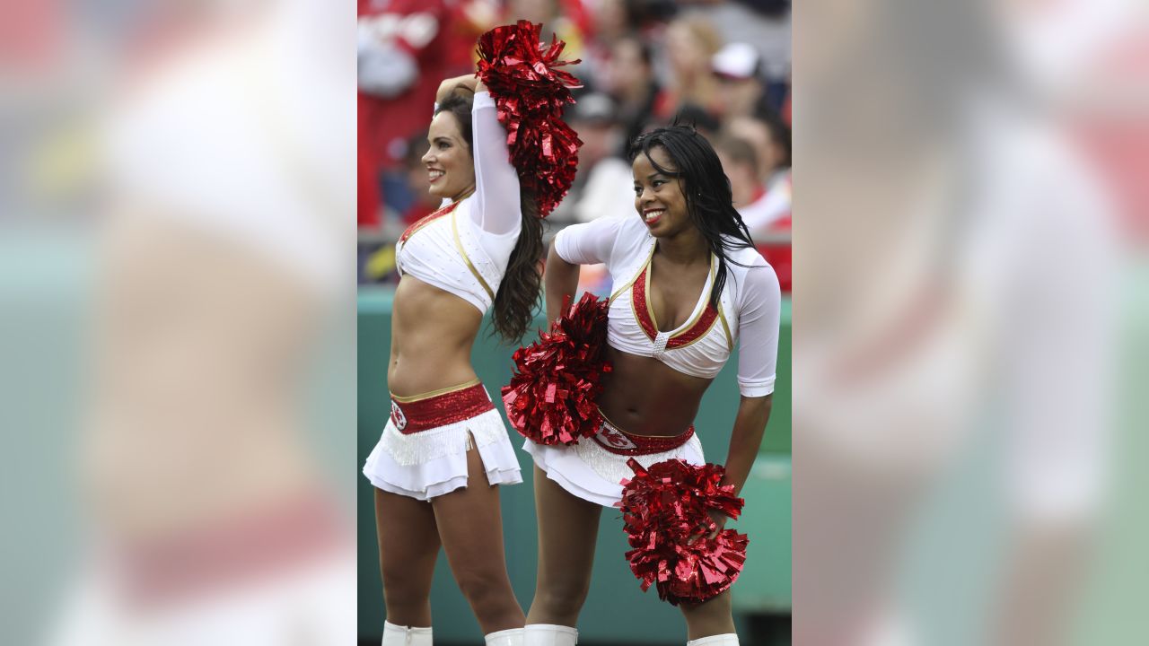 2009 NFL Cheerleaders: Week 11