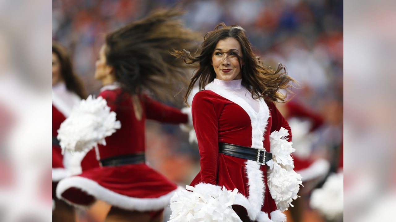 2014 NFL Cheerleaders: Best of Week 4