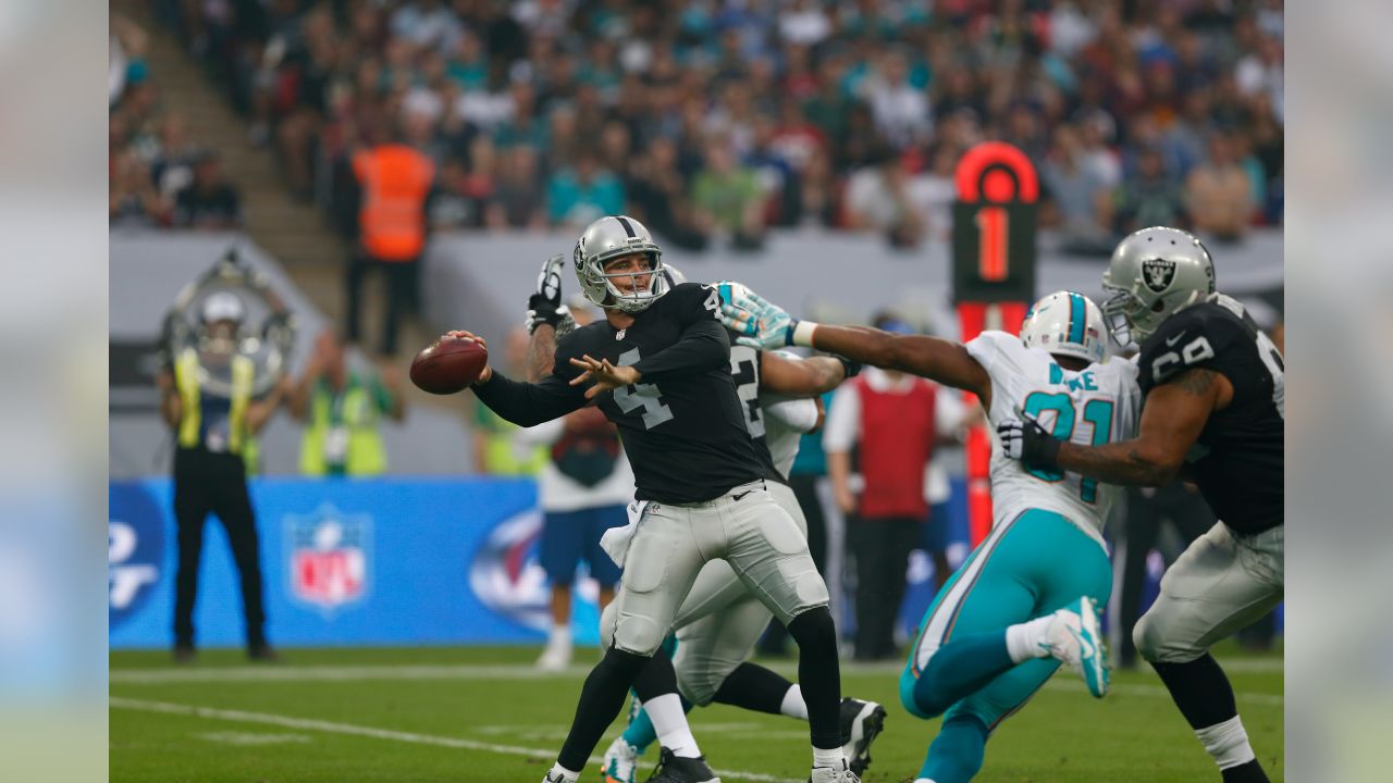 Dolphins dominate Raiders in London, 38-14 – New York Daily News