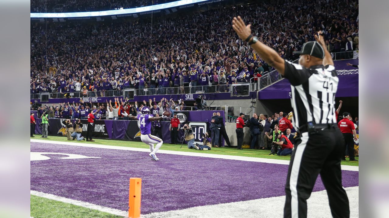 NFL: Stefon Diggs performs the Minnesota Miracle