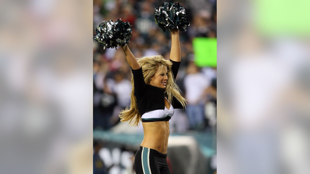 2008 NFL Cheerleaders : Week 3