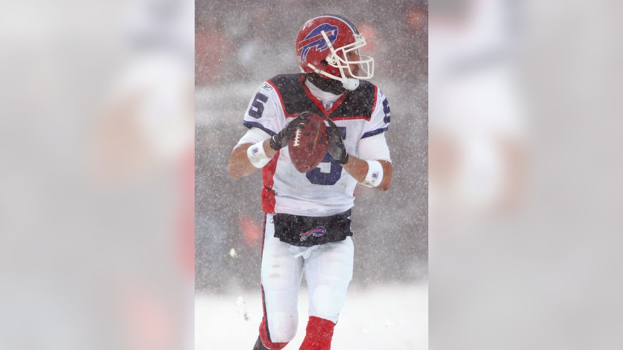 Highlights] December 2007 - The Snow Bowl - Browns and Bills face