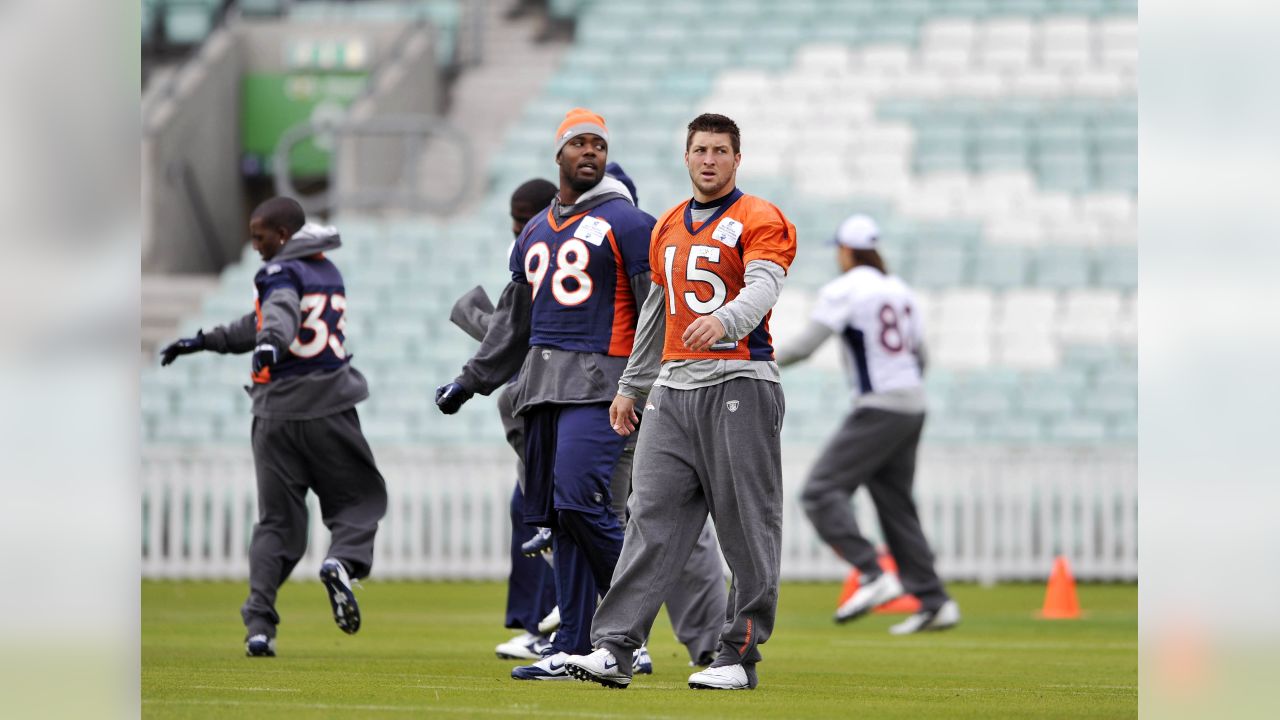 NFL's San Francisco 49ers and Denver Broncos invade Wembley Stadium: in  pictures