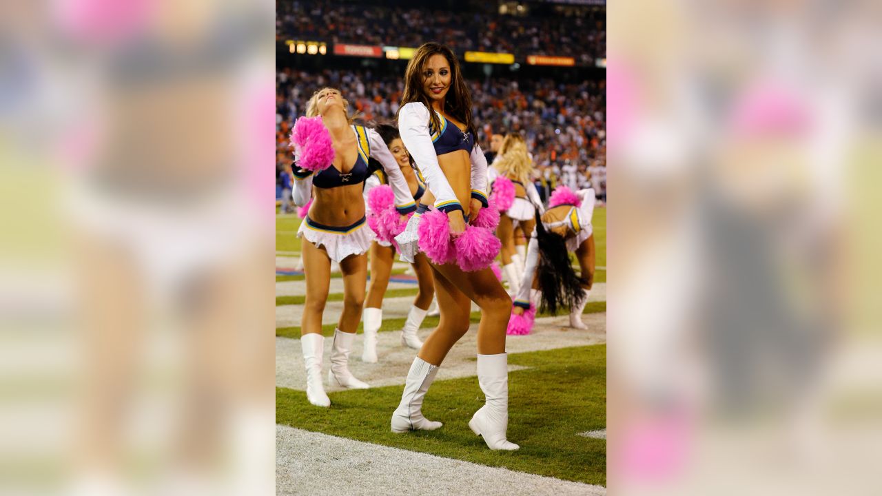 2012 NFL Cheerleaders: Week 15