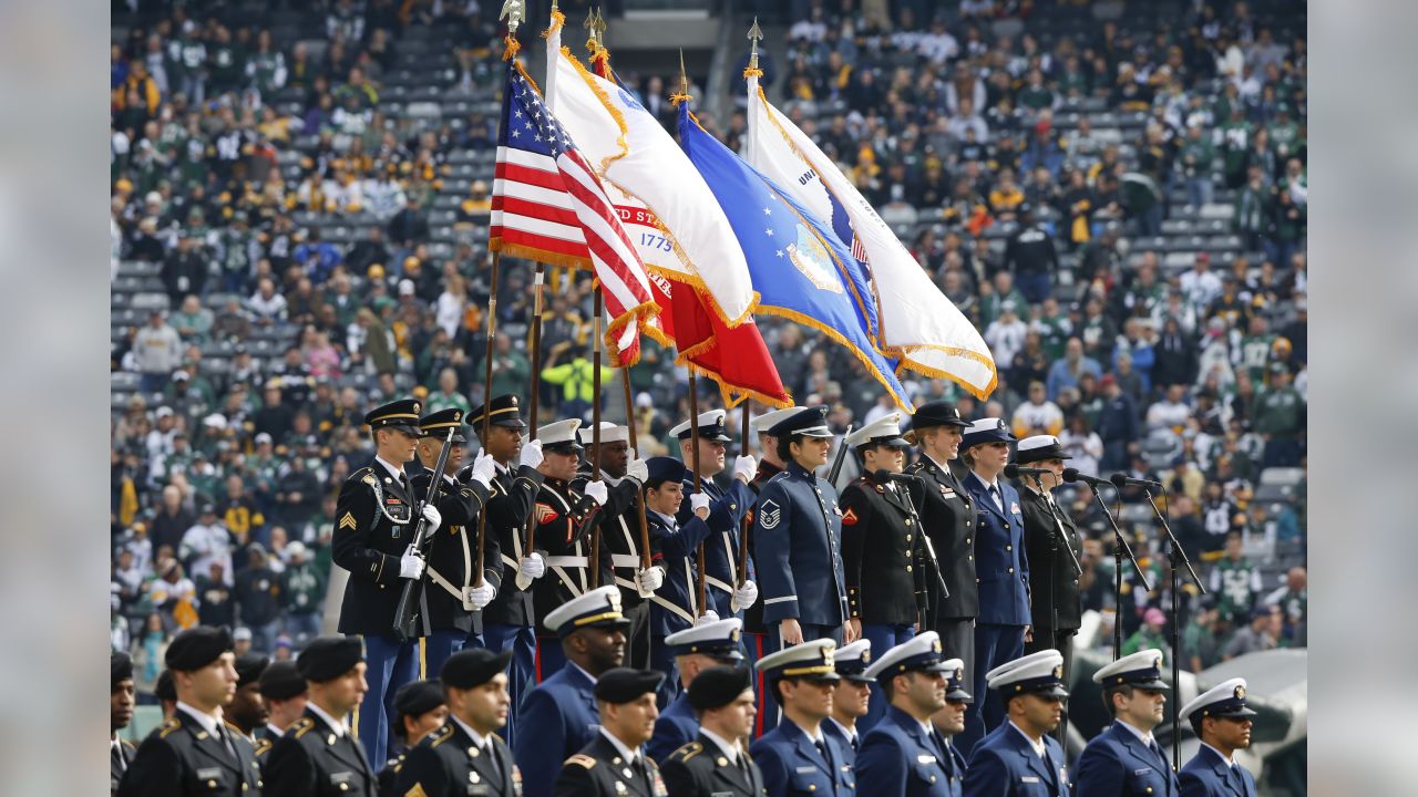 Ben Roethlisberger Pittsburgh Steelers military salute to service