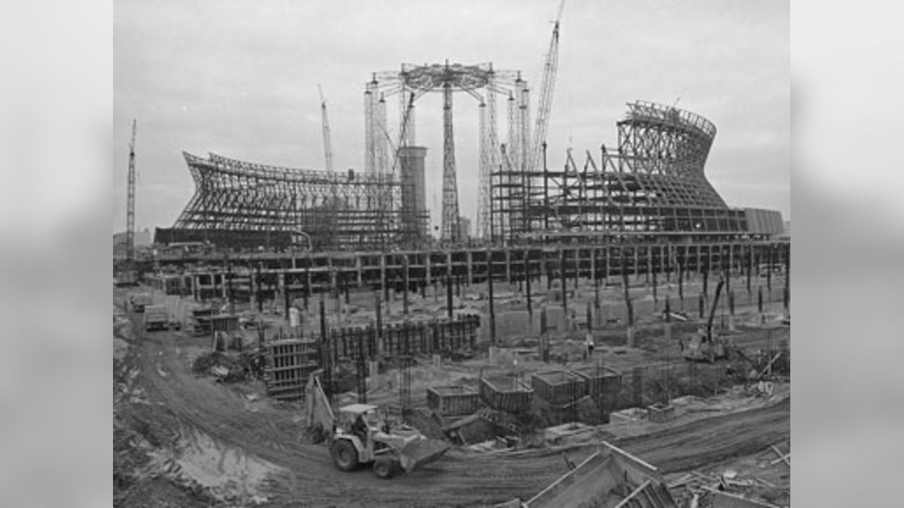 Overhead view in the Louisiana Superdome – Denver Broncos History