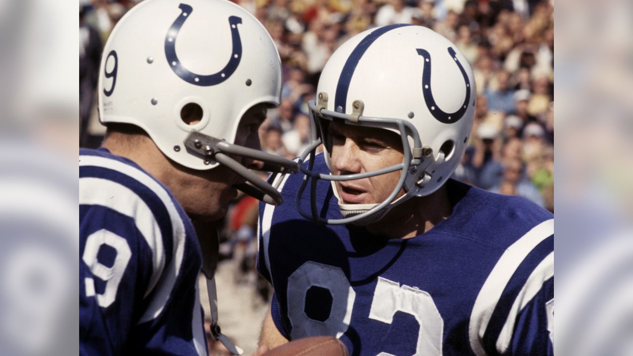 Raymond Berry  Colts football, Baltimore colts, Nfl football teams