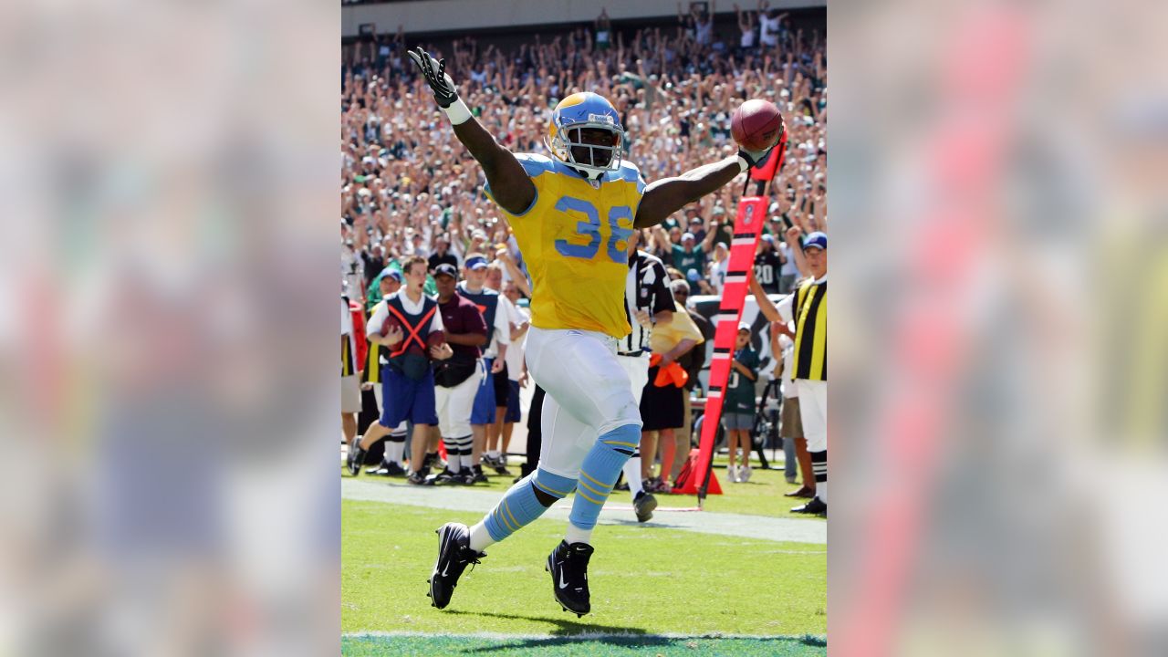 What was the Game with Eagles using the yellowblue throwback jerseys? : r/ eagles