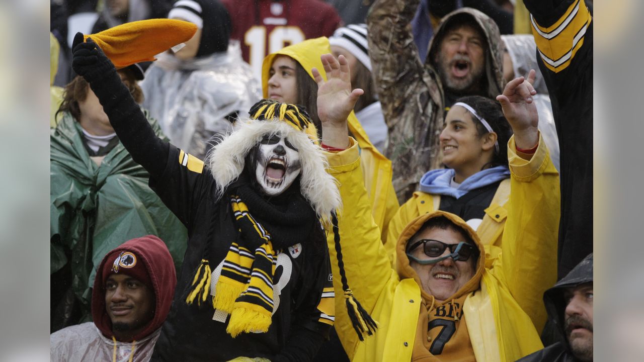 NFL fans celebrate Halloween