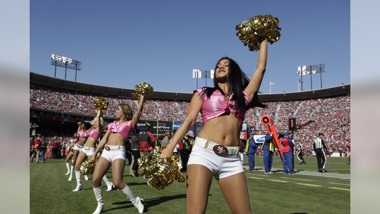 2009 NFL Cheerleaders: Week 12