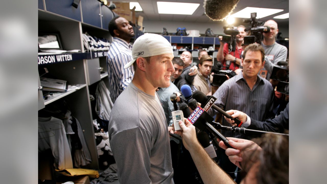 Dallas Cowboys' Jason Witten lashes out on sidelines during loss to Chicago  Bears