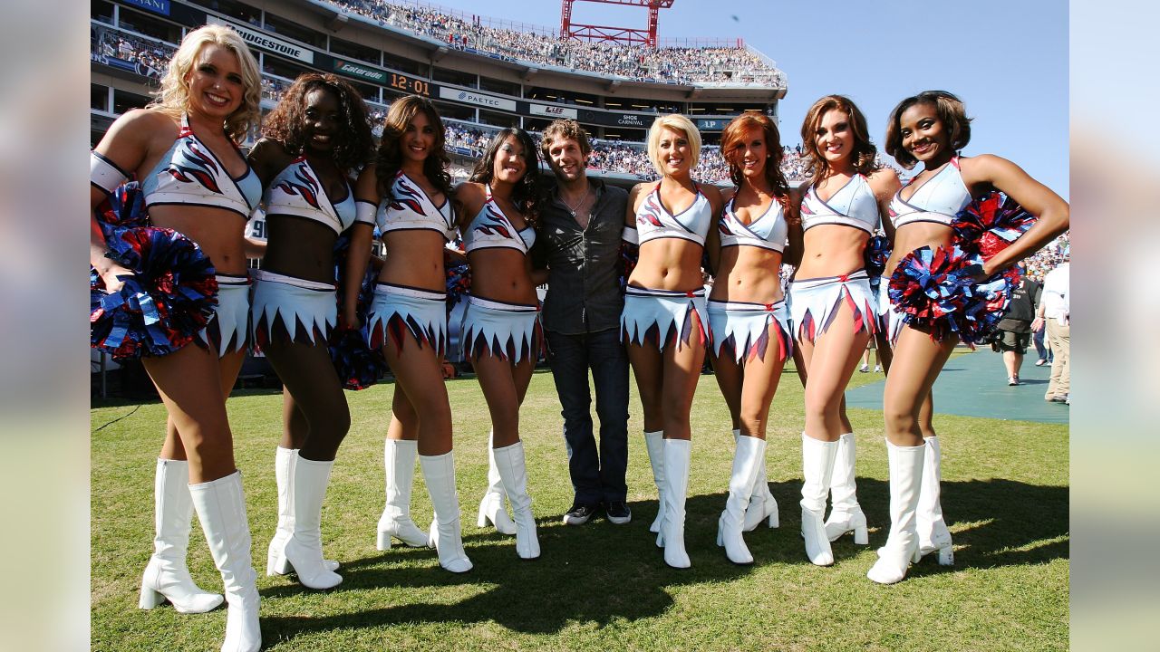 2008 NFL Cheerleaders : Week 14