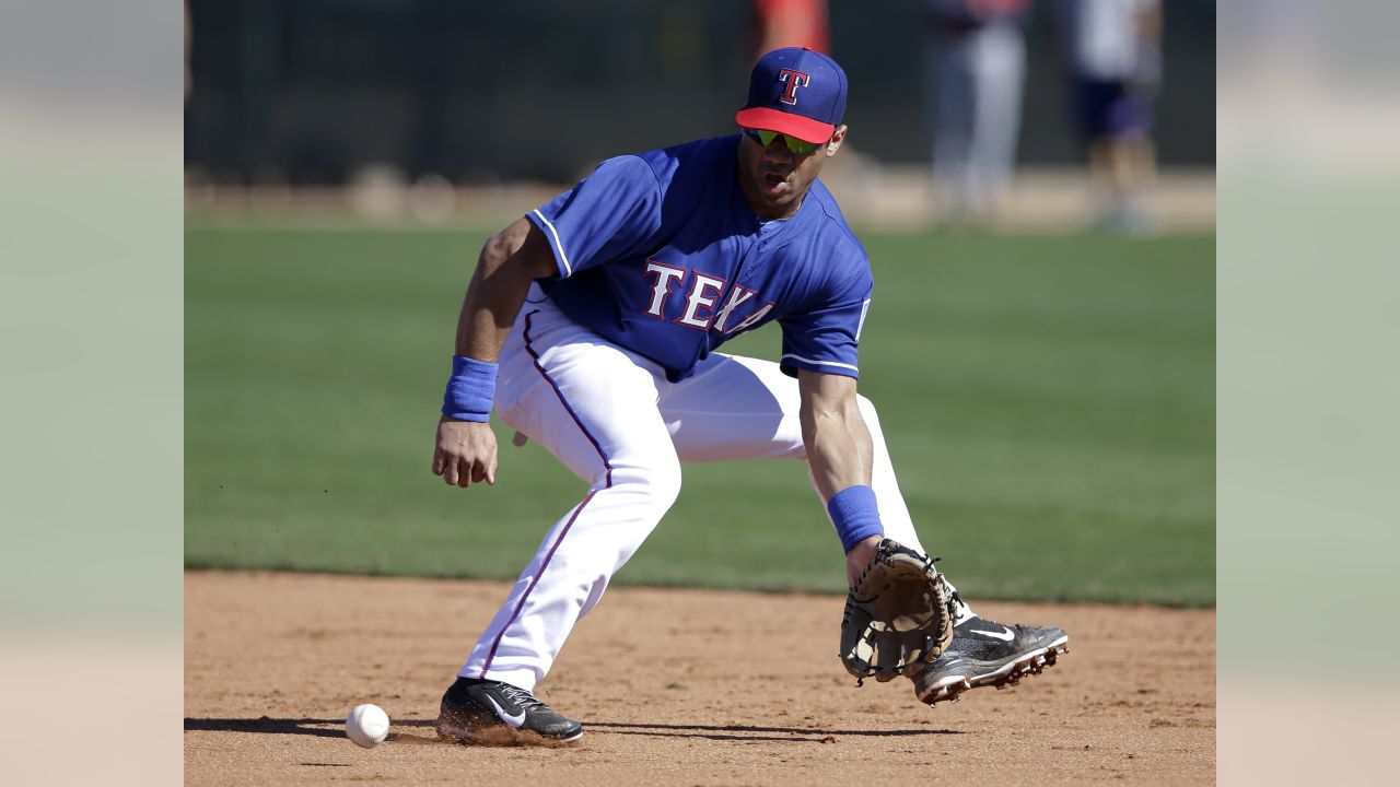 Russell Wilson works out with the Texas Rangers
